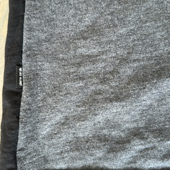 Pierre Cardin Mens Lightweight Sweater (M) and Crossbody bag. Comes as a set. - Picture 8 of 16